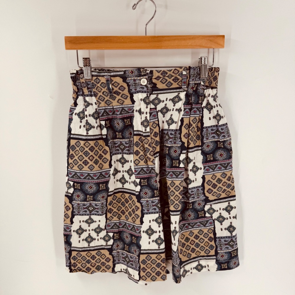 Vintage Paisley Patchwork Print Shorts 100% Cotton‎ Size M Tan Navy Boho Mosaic